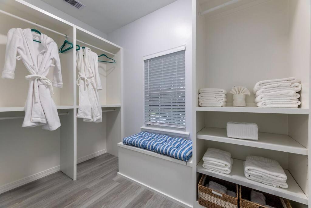 5/3 With A Heated Pool 2 Min From Beach, Updated Galveston Eksteriør billede