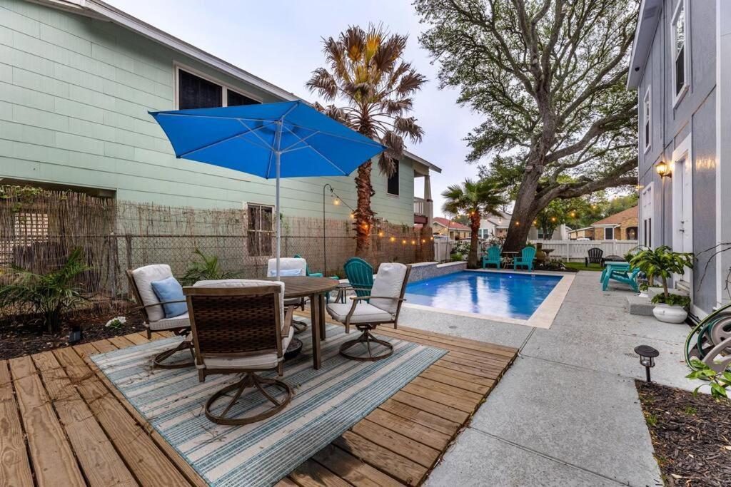 5/3 With A Heated Pool 2 Min From Beach, Updated Galveston Eksteriør billede