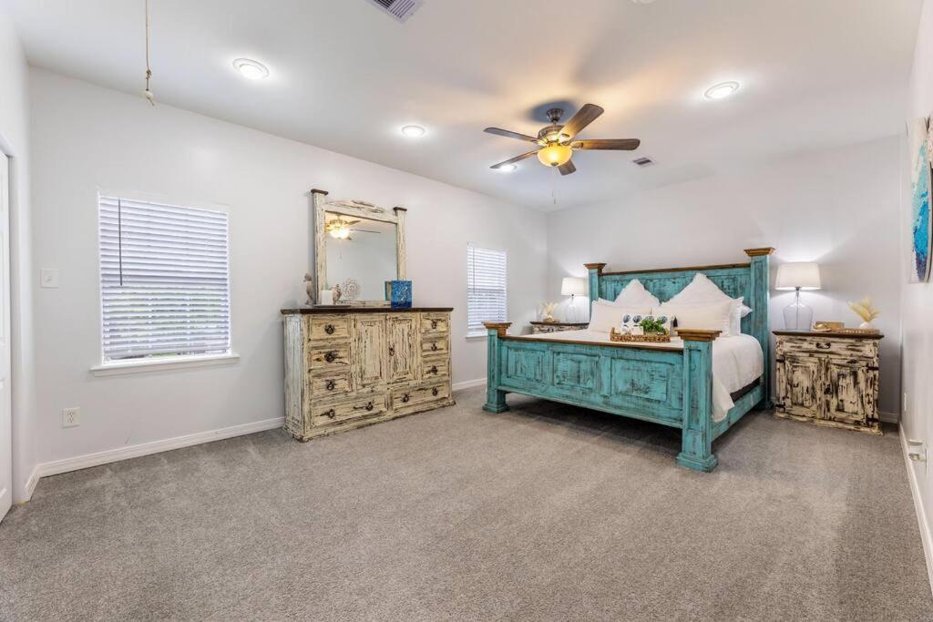 5/3 With A Heated Pool 2 Min From Beach, Updated Galveston Eksteriør billede