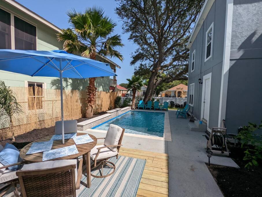 5/3 With A Heated Pool 2 Min From Beach, Updated Galveston Eksteriør billede