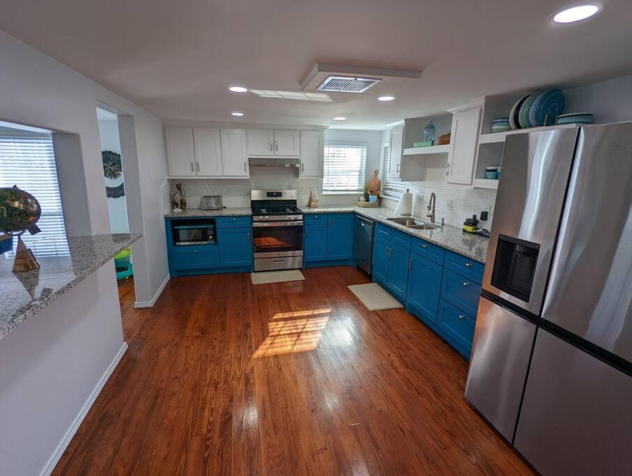 5/3 With A Heated Pool 2 Min From Beach, Updated Galveston Eksteriør billede