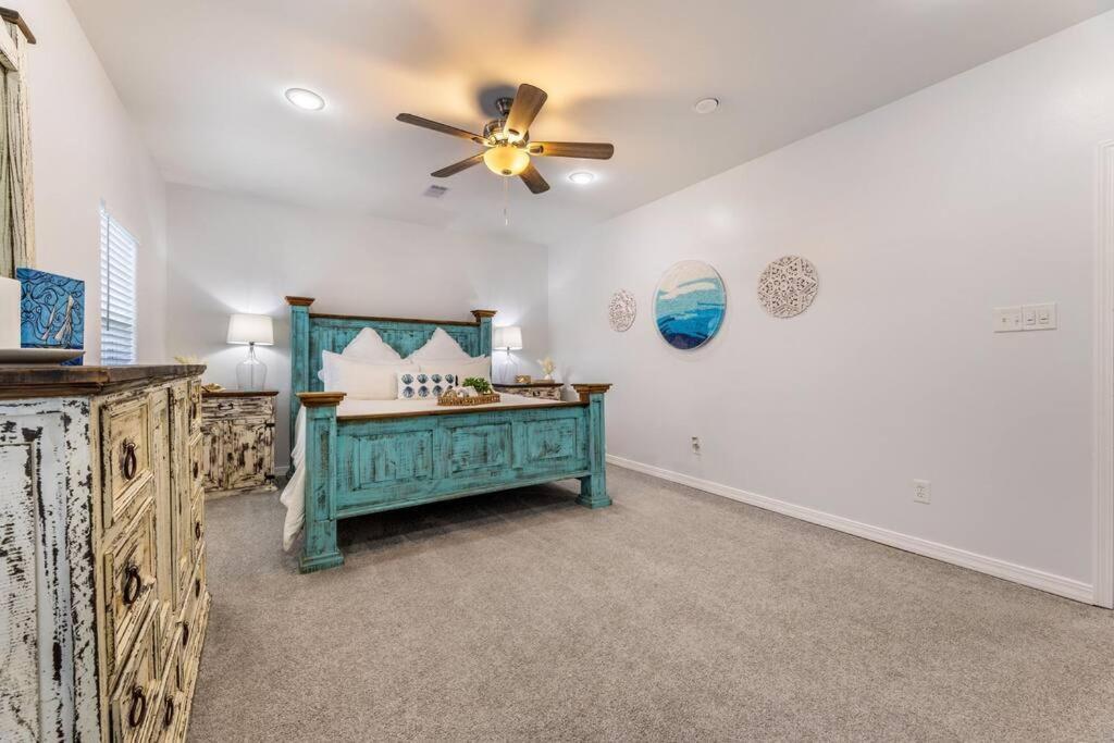 5/3 With A Heated Pool 2 Min From Beach, Updated Galveston Eksteriør billede
