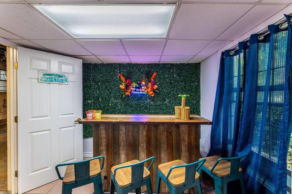 5/3 With A Heated Pool 2 Min From Beach, Updated Galveston Eksteriør billede