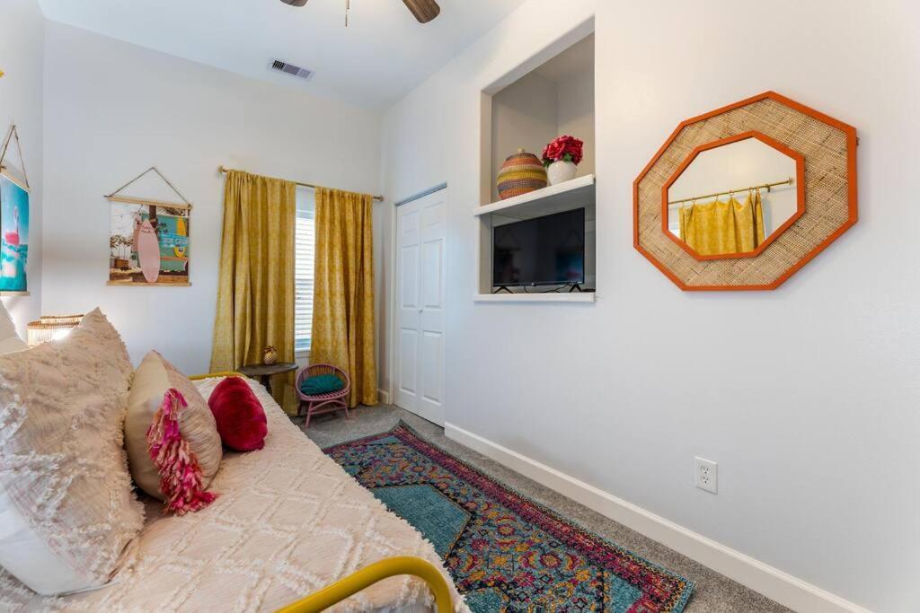 5/3 With A Heated Pool 2 Min From Beach, Updated Galveston Eksteriør billede